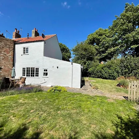 Railway - Pet Friendly With Parking