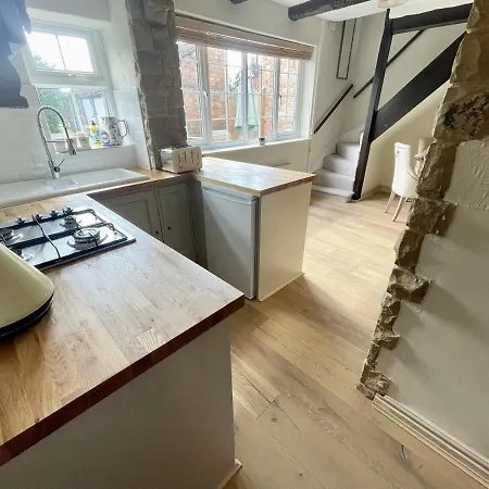 בית נופש Railway - Pet Friendly With Parking